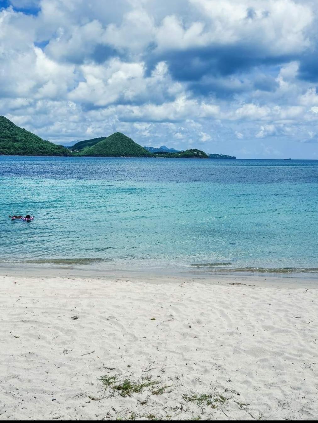 East Caribbean Lodging Gros Islet Bagian luar foto